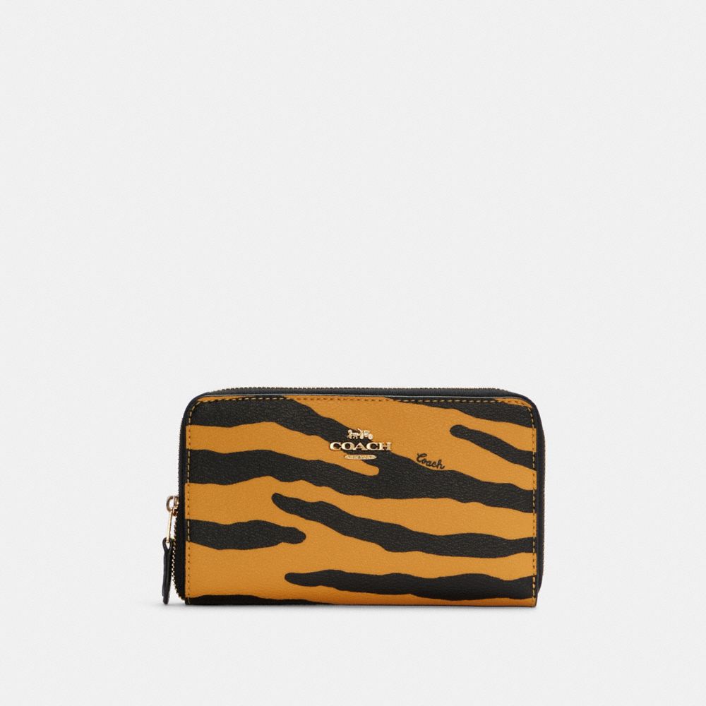 COACH C7442 Medium Id Zip Wallet With Tiger Print GOLD/HONEY/BLACK MULTI