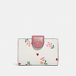 COACH C7652 - Medium Corner Zip Wallet With Heart Petal Print GOLD/CHALK MULTI