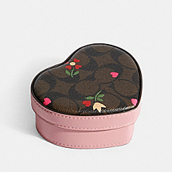 Heart Trinket Box In Signature Canvas With Heart Petal Print - C7752 - CHESTNUT TRUE PINK