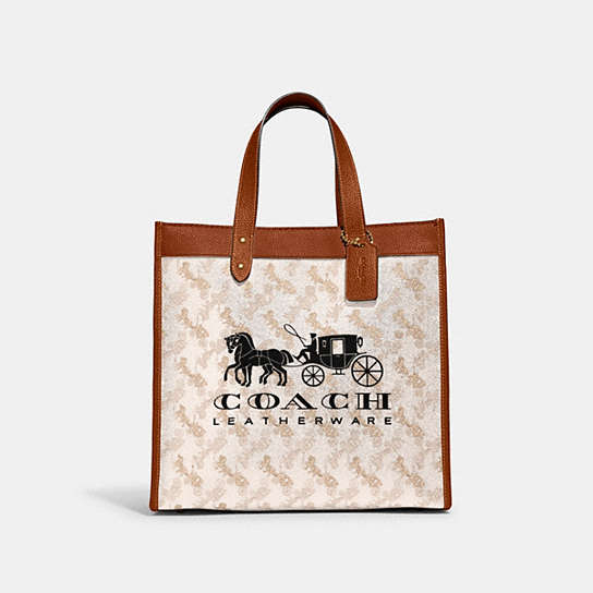 C8461 - Field Tote With Horse And Carriage Print And Carriage Badge Brass/Truffle Burnished Amber