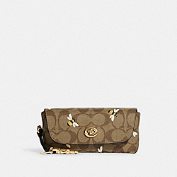 COACH C8623 - Sunglass Case In Signature Canvas With Bee Print GOLD/KHAKI YELLOW