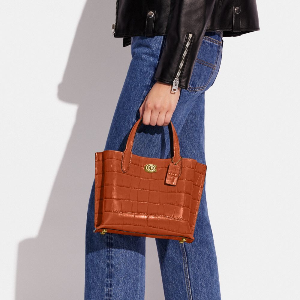 COACH Official Site Official page | WILLOW TOTE 24