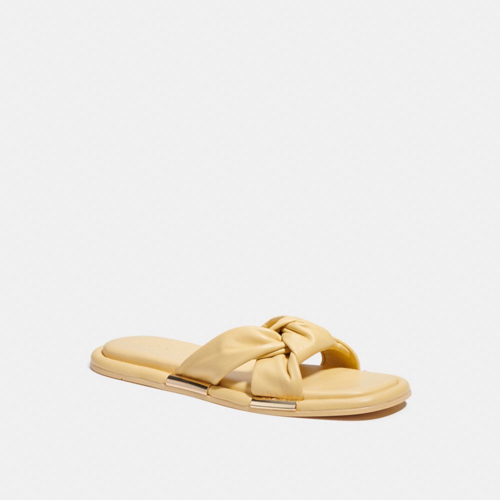 Brooklyn Sandal - C8990 - Vanilla