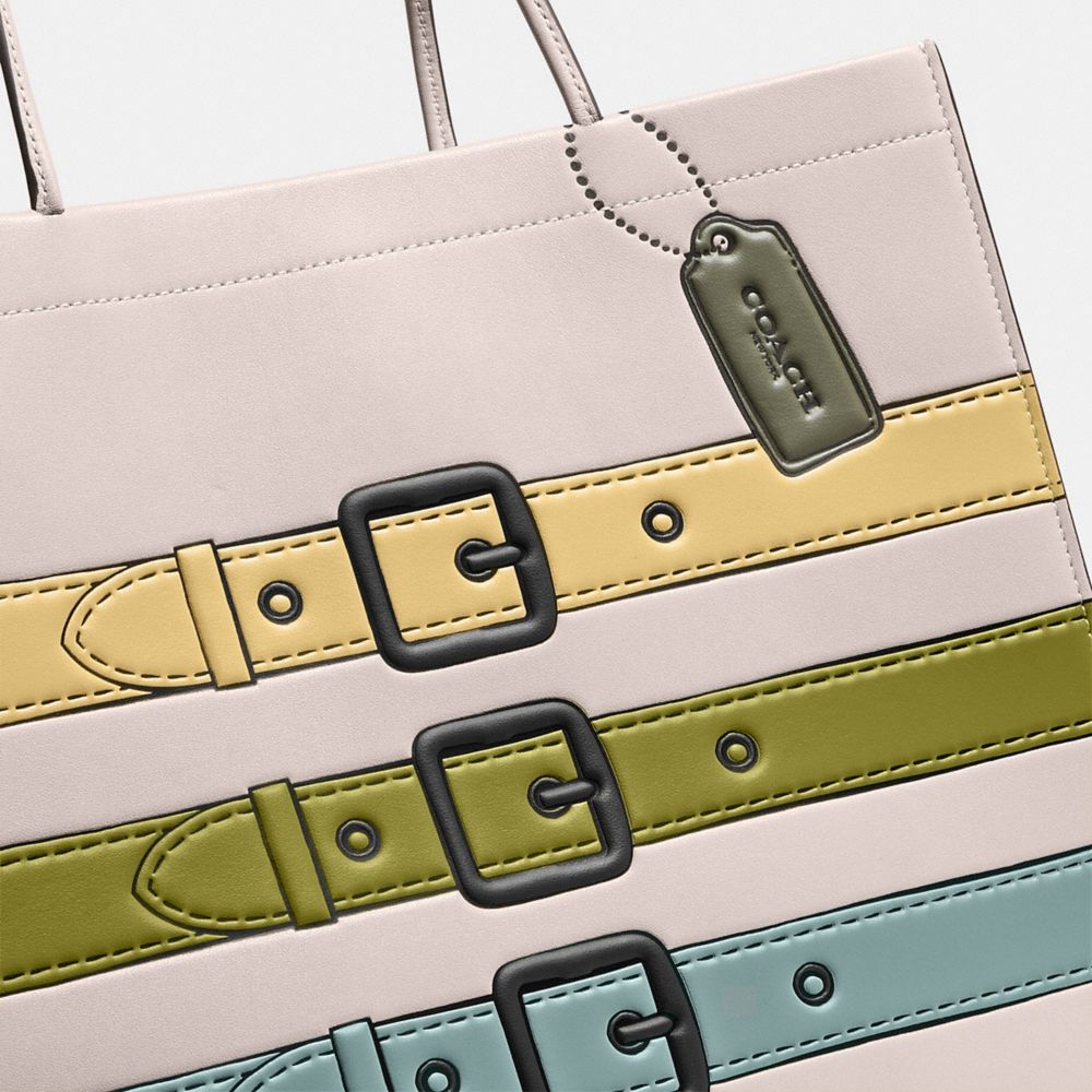 公式】COACH - コーチ | カシン キャリー 32 ウィズ トロンプ ルイユ 公式】COACH - コーチ | カシン キャリー 32 ウィズ トロンプ ルイユ