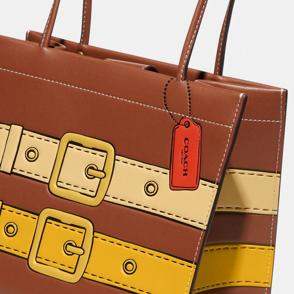 公式】COACH - コーチ | カシン キャリー 22 ウィズ トロンプ ルイユ 公式】COACH - コーチ | カシン キャリー 22 ウィズ トロンプ ルイユ