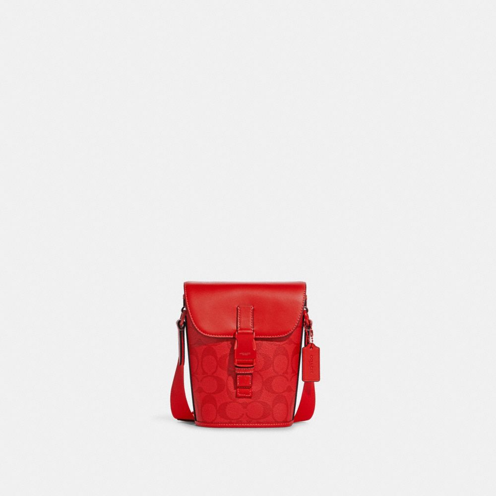 Track Small Flap Crossbody In Signature Canvas - C9841 - GUNMETAL/MIAMI RED