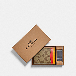 Boxed 3 In 1 Card Case Gift Set In Colorblock Signature Canvas - GUNMETAL/KHAKI MULTI - COACH CA004