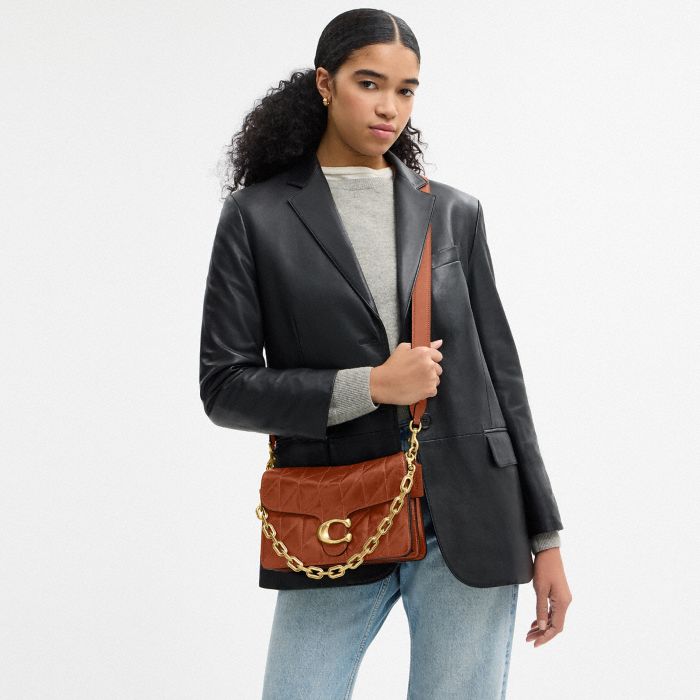 TABBY CHAIN 絎縫鏈條單肩手袋