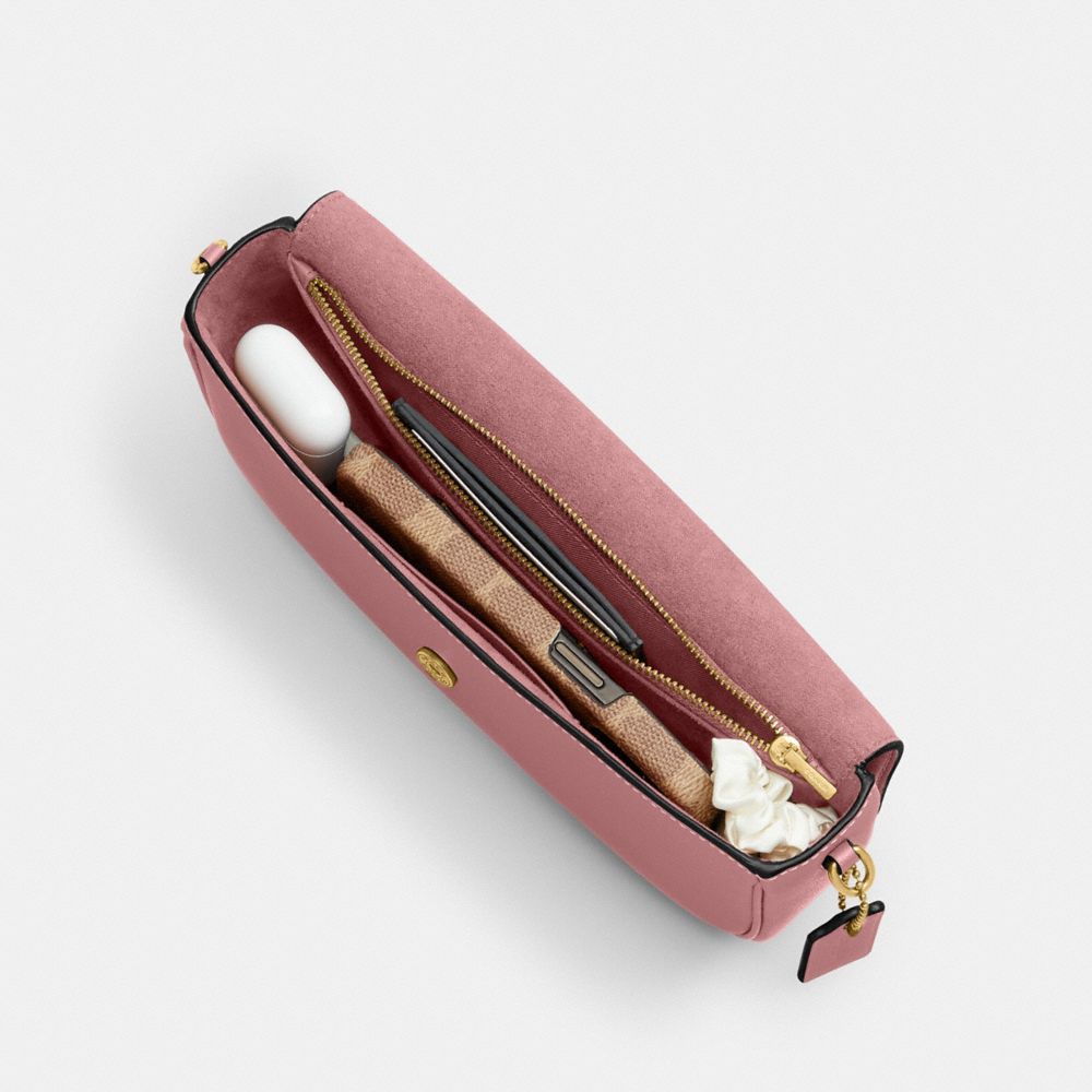 BROOK FLAP CHAIN BAG