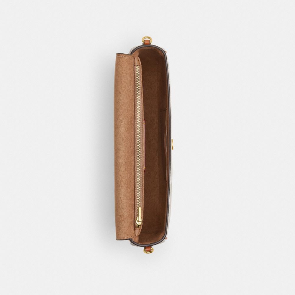 BROOK 馬車主題圖案翻蓋鏈條手袋