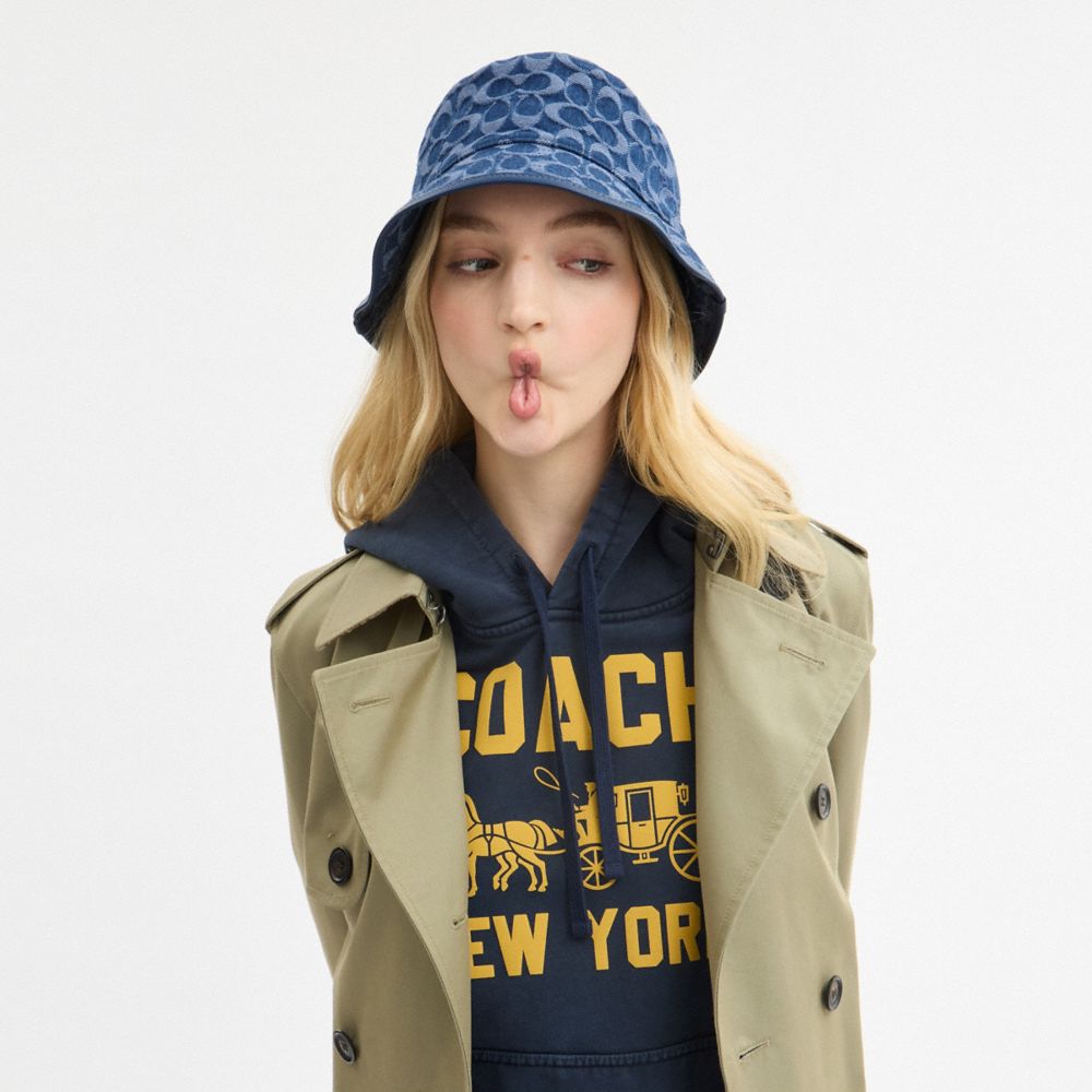 SIGNATURE DENIM BUCKET HAT