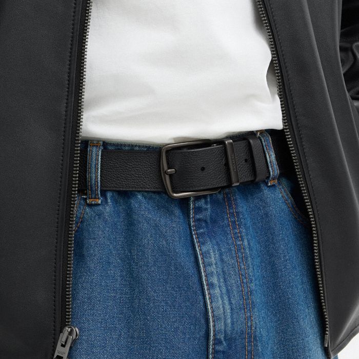 方形飾片和馬鞍釦可裁剪雙面皮帶，38MM