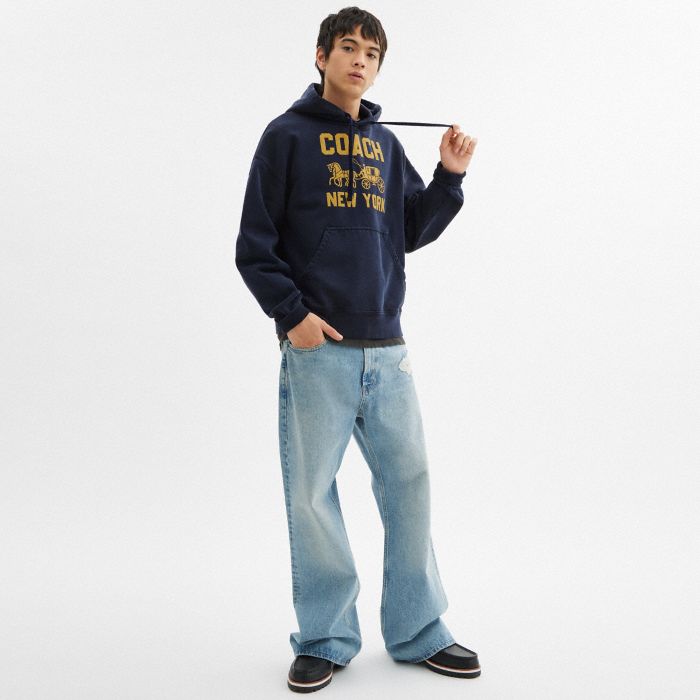 馬車圖案連帽衫