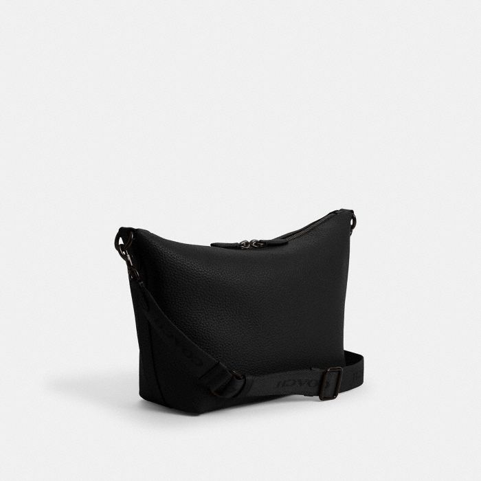 TOP ZIP MESSENGER BAG IN PEBBLE LEATHER