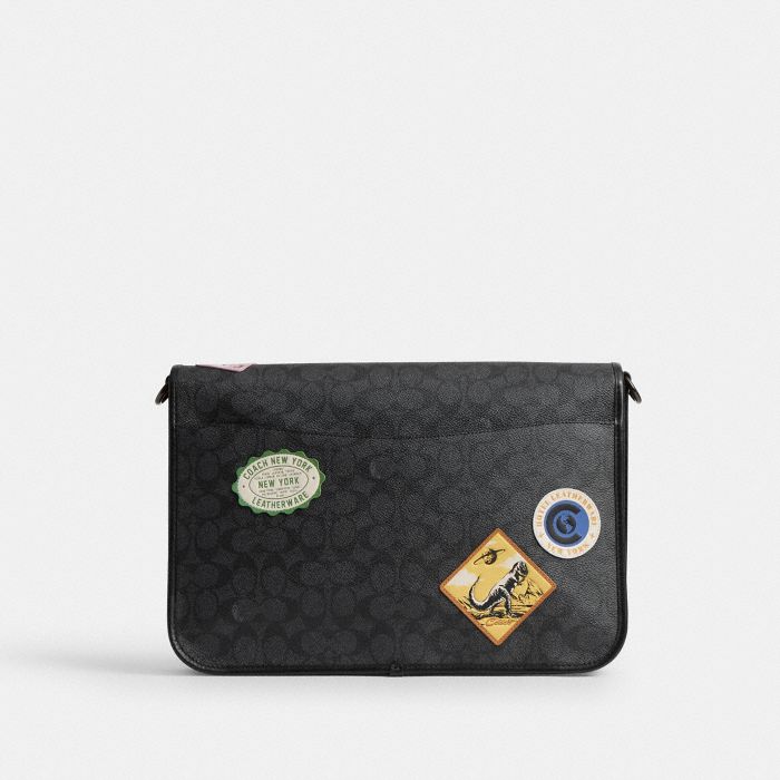 HITCH MESSENGER BAG IN SIGNATURE CANVAS WITH PATCHES