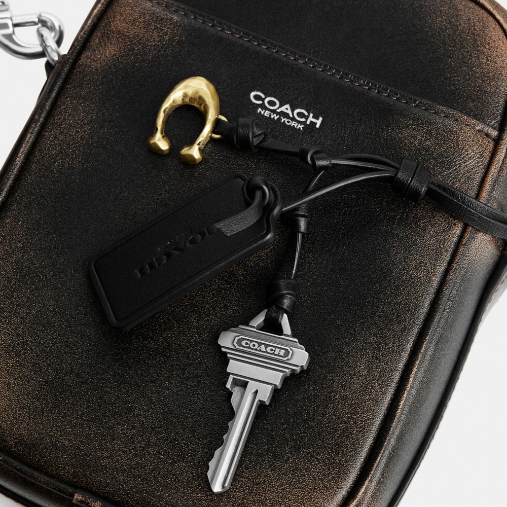 HITCH 復古摯愛皮革斜背手袋