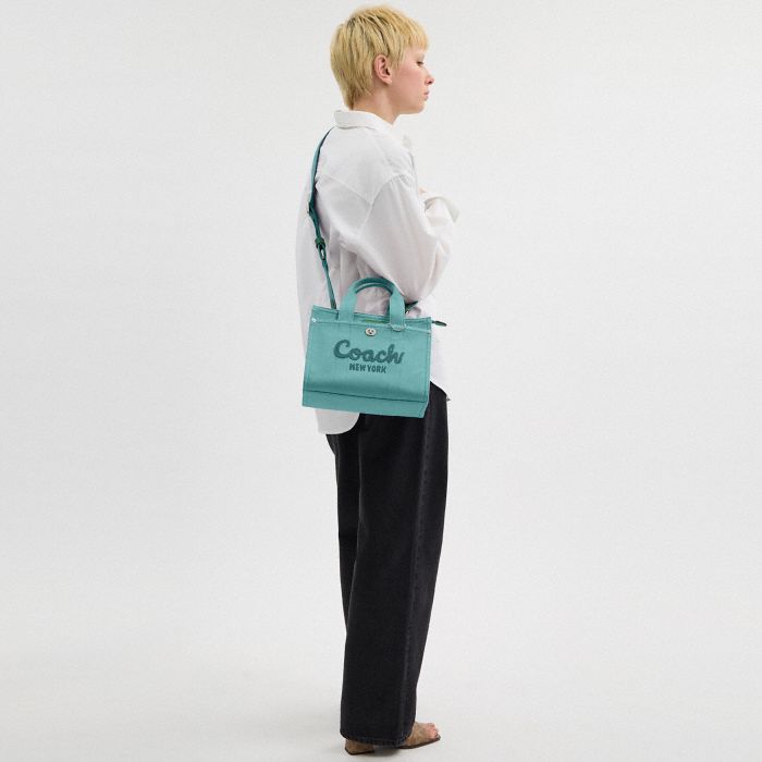 COLORED DENIM CARGO TOTE 26