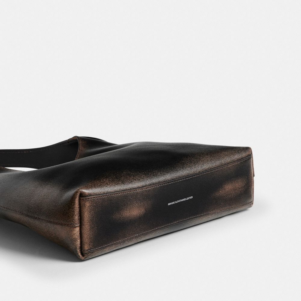 BROOKLYN 復古摯愛皮革 28 單肩手袋