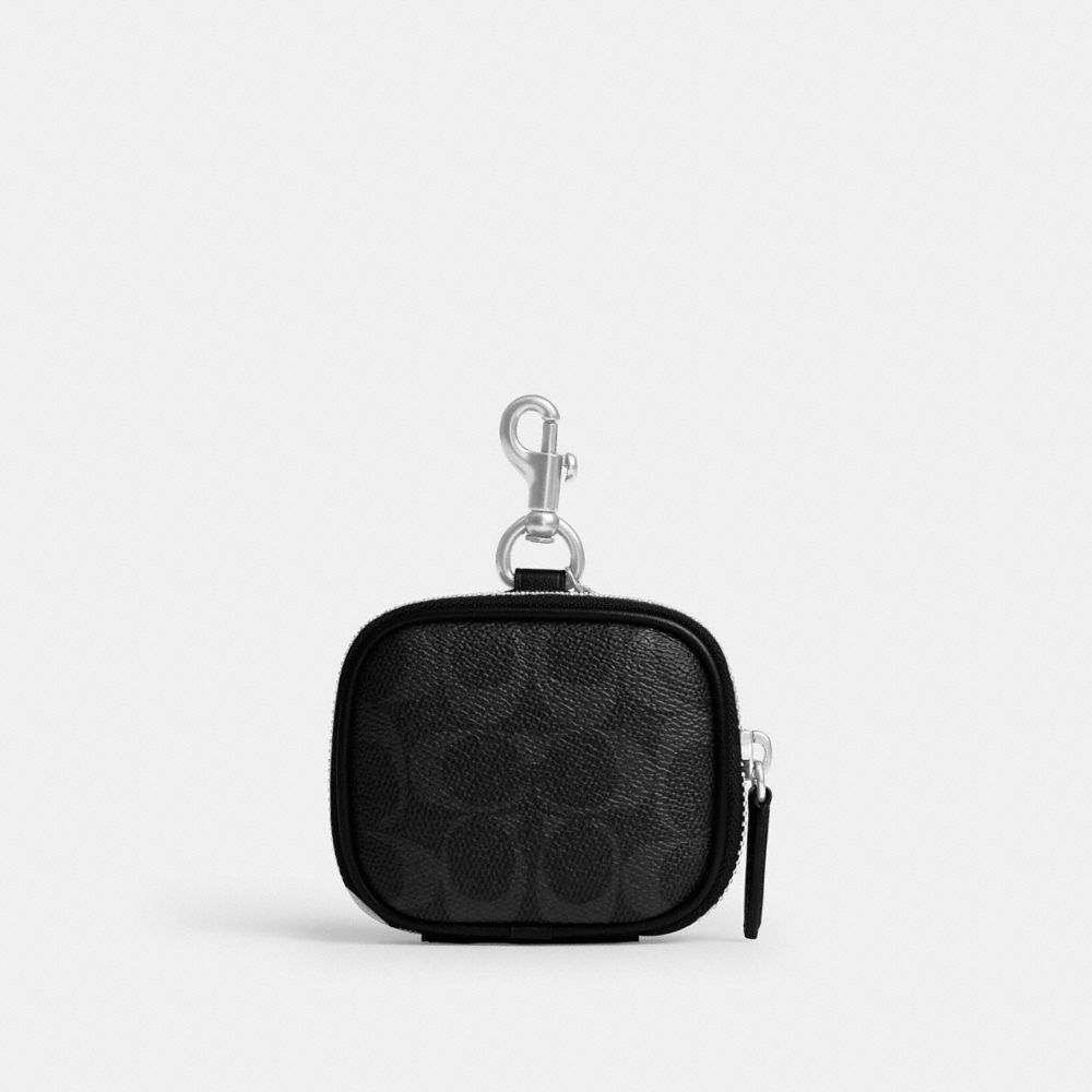 CLIP ON POUCH IN SIGNATURE CANVAS