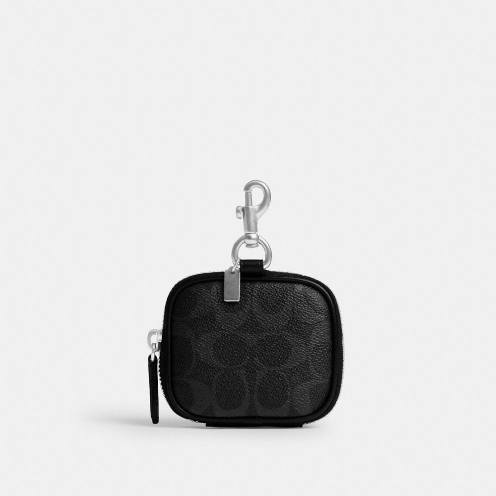 【極美品】COACH Accessory Pouch OneShoulder CLIP ON POUCH IN SIGNATURE CANVAS