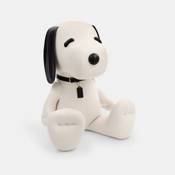 COACH X PEANUTS XL LEATHER SNOOPY COLLECTIBLE CHARACTER