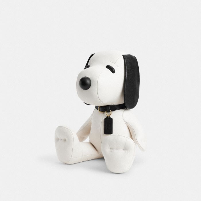 COACH X PEANUTS LEATHER SNOOPY COLLECTIBLE CHARACTER