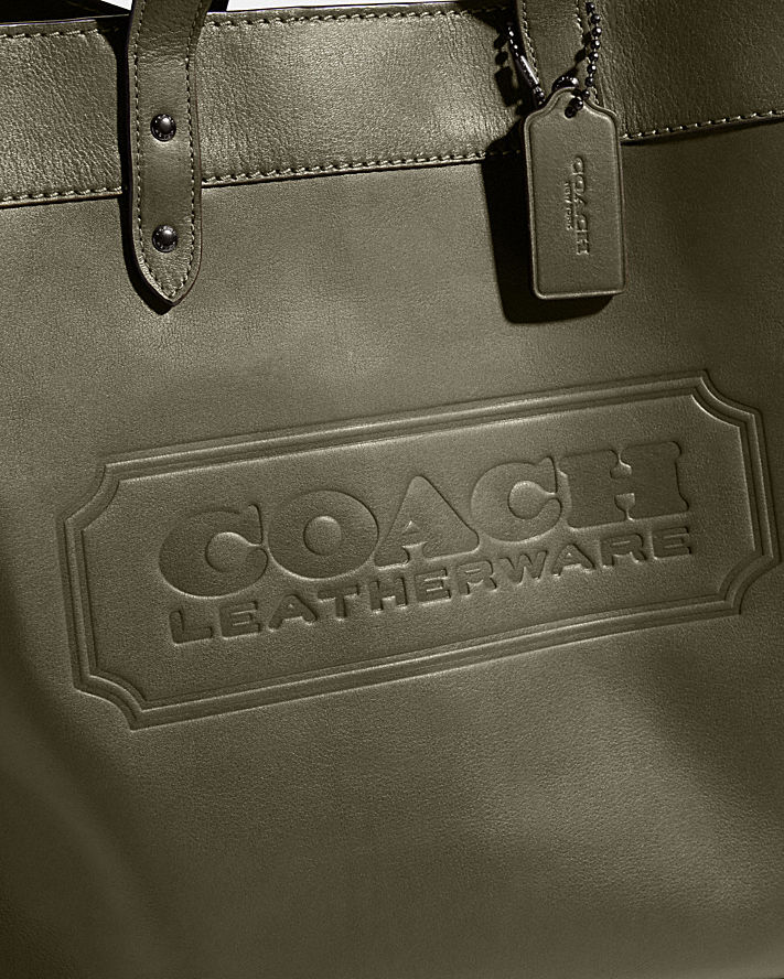 FIELD TOTE 40 WITH COACH BADGE-Army Green