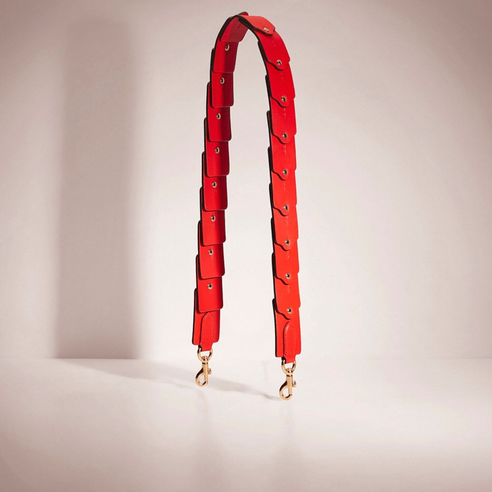 CC132 - Remade Linked Hangtag Bag Strap Red.