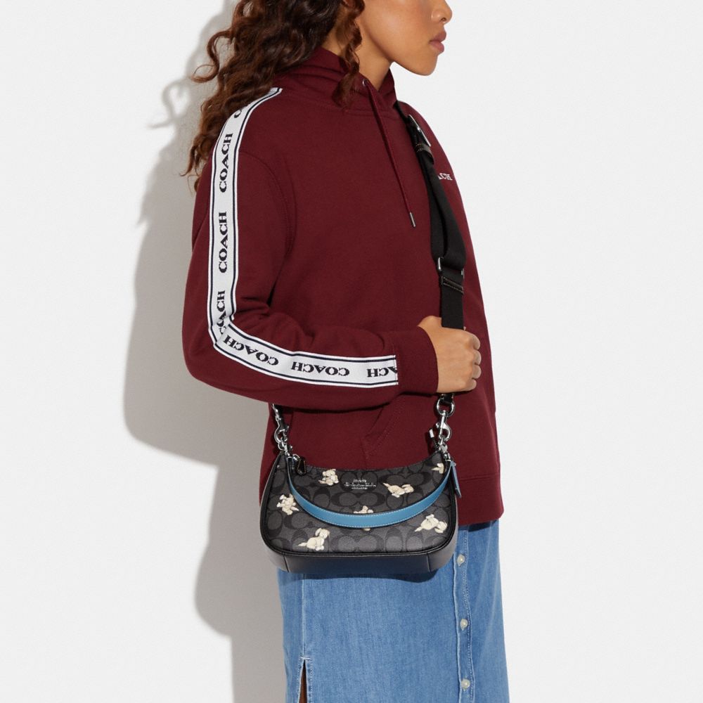 TERI SHOULDER BAG IN SIGNATURE CANVAS WITH HAPPY DOG PRINT