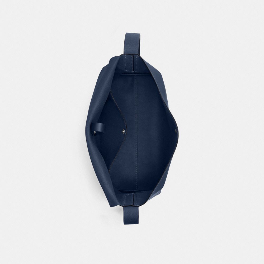 LUDLOW MESSENGER BAG