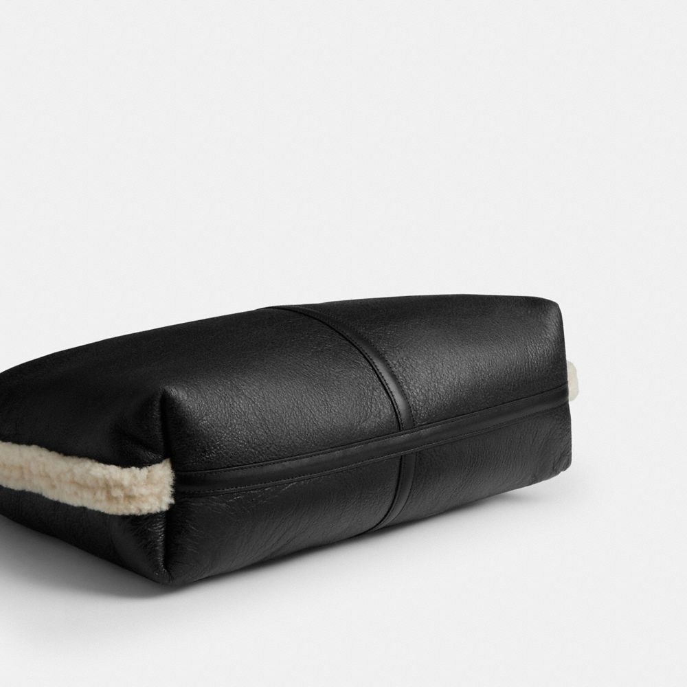 BROOKLYN 39  羊毛單肩手袋