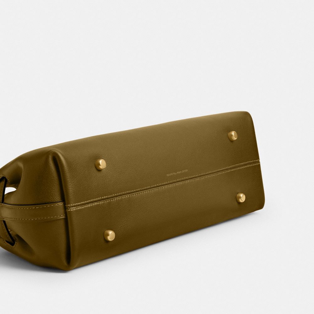 EMPIRE CARRYALL BAG 34