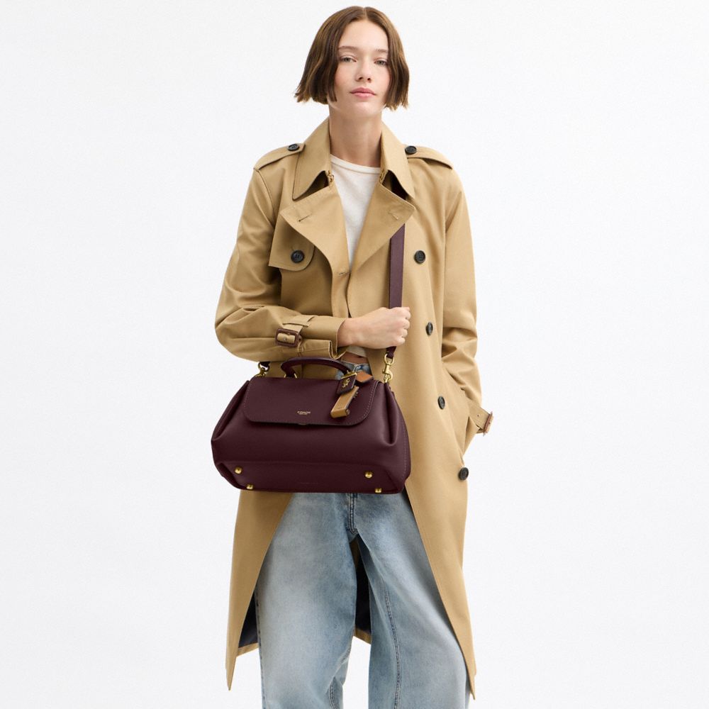 SLOUCHY ROGUE 頂部提把手袋