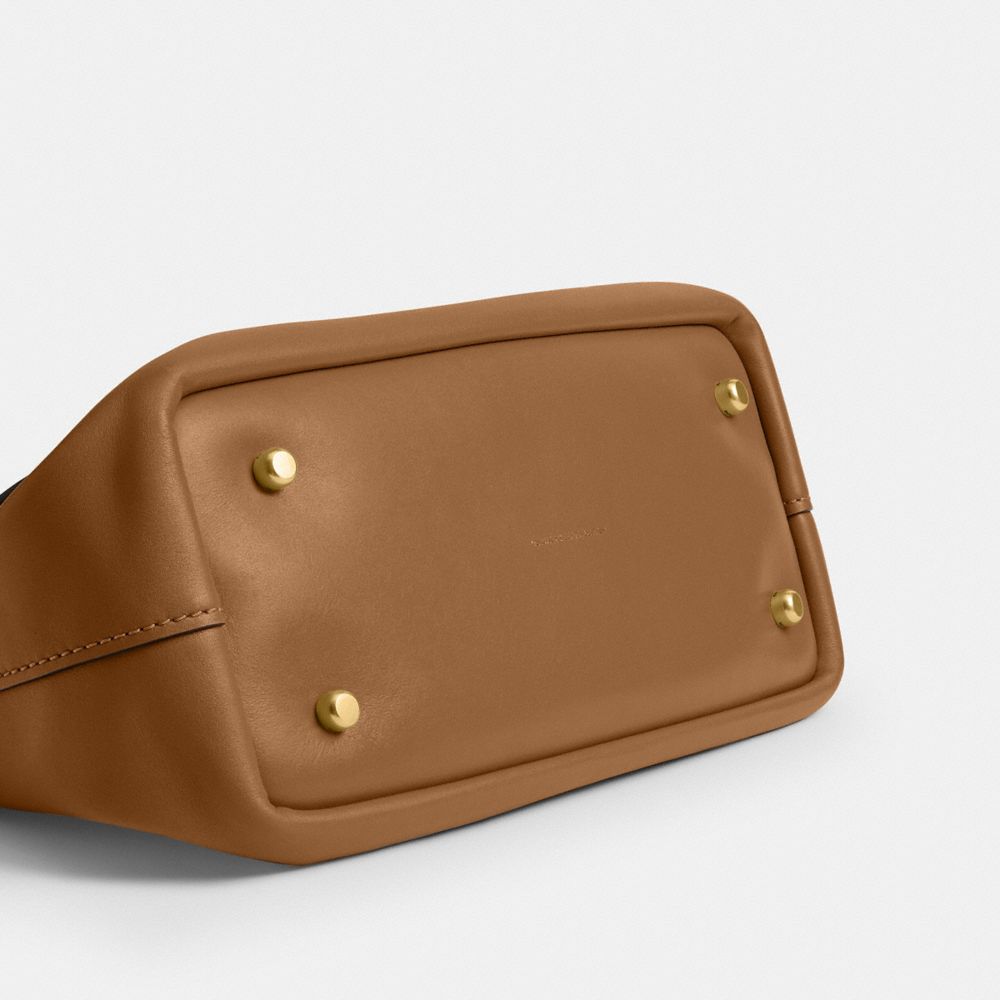 SLOUCHY ROGUE 頂部提把手袋