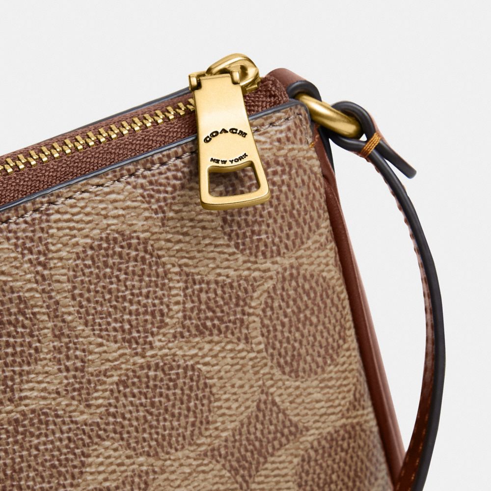 PLAZA 經典 SIGNATURE手包