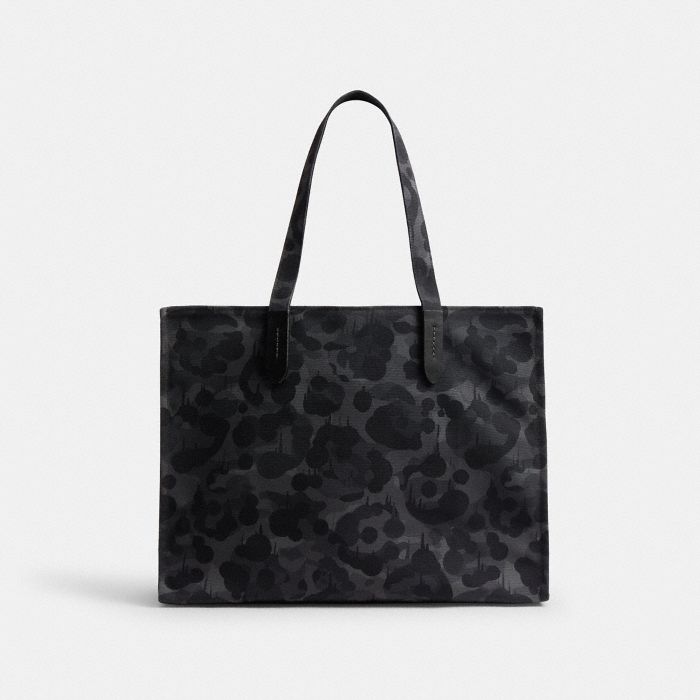 TOTE WITH CAMO PRINT AND REXY
