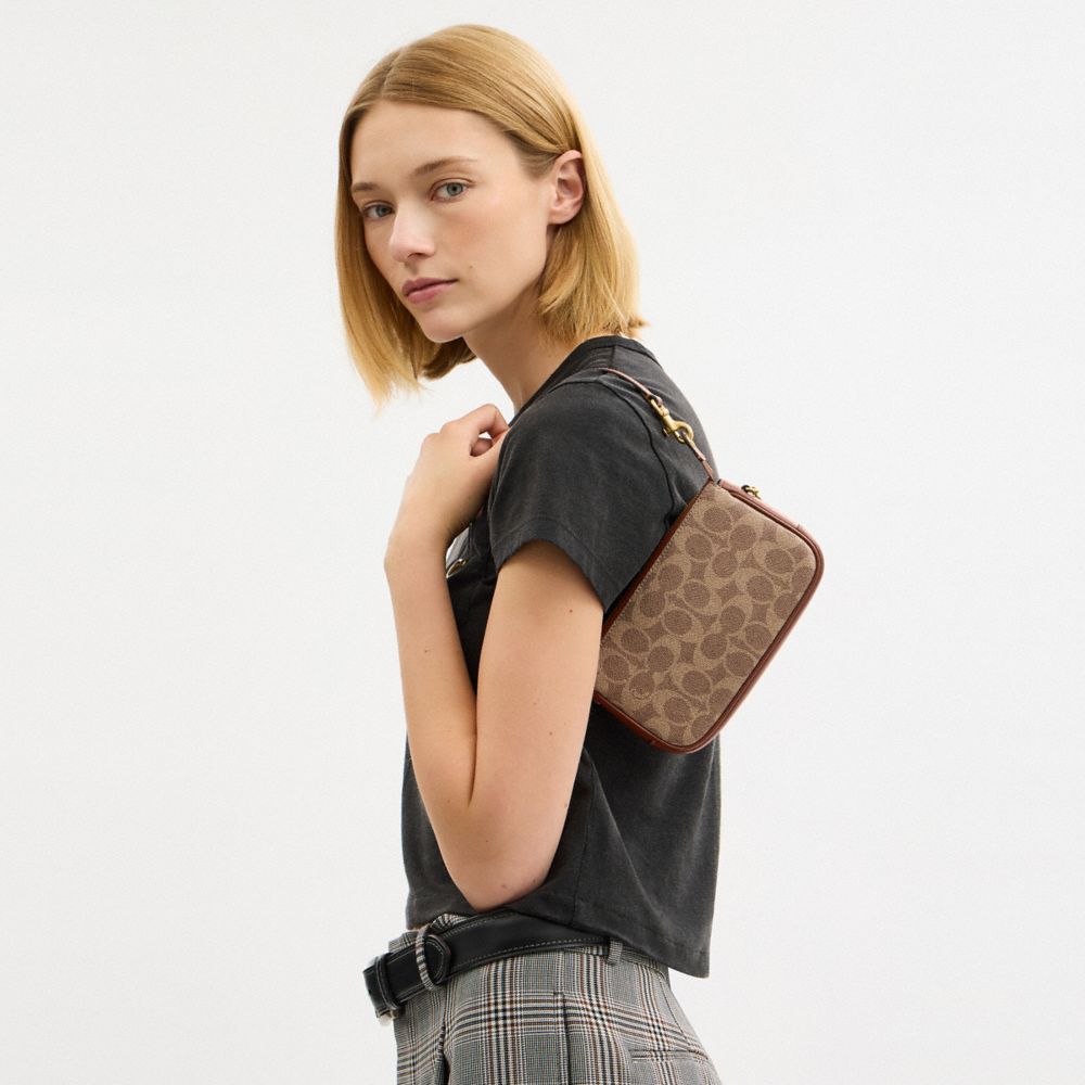 PLAZA 經典 SIGNATURE 18 手包