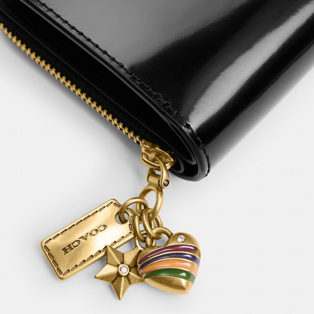 ESSENTIAL 掛件裝飾摺疊皮夾