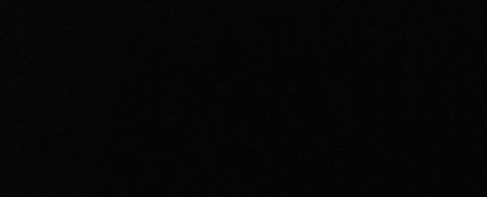 ESSENTIAL 掛件裝飾纖巧型風琴褶拉鍊皮夾