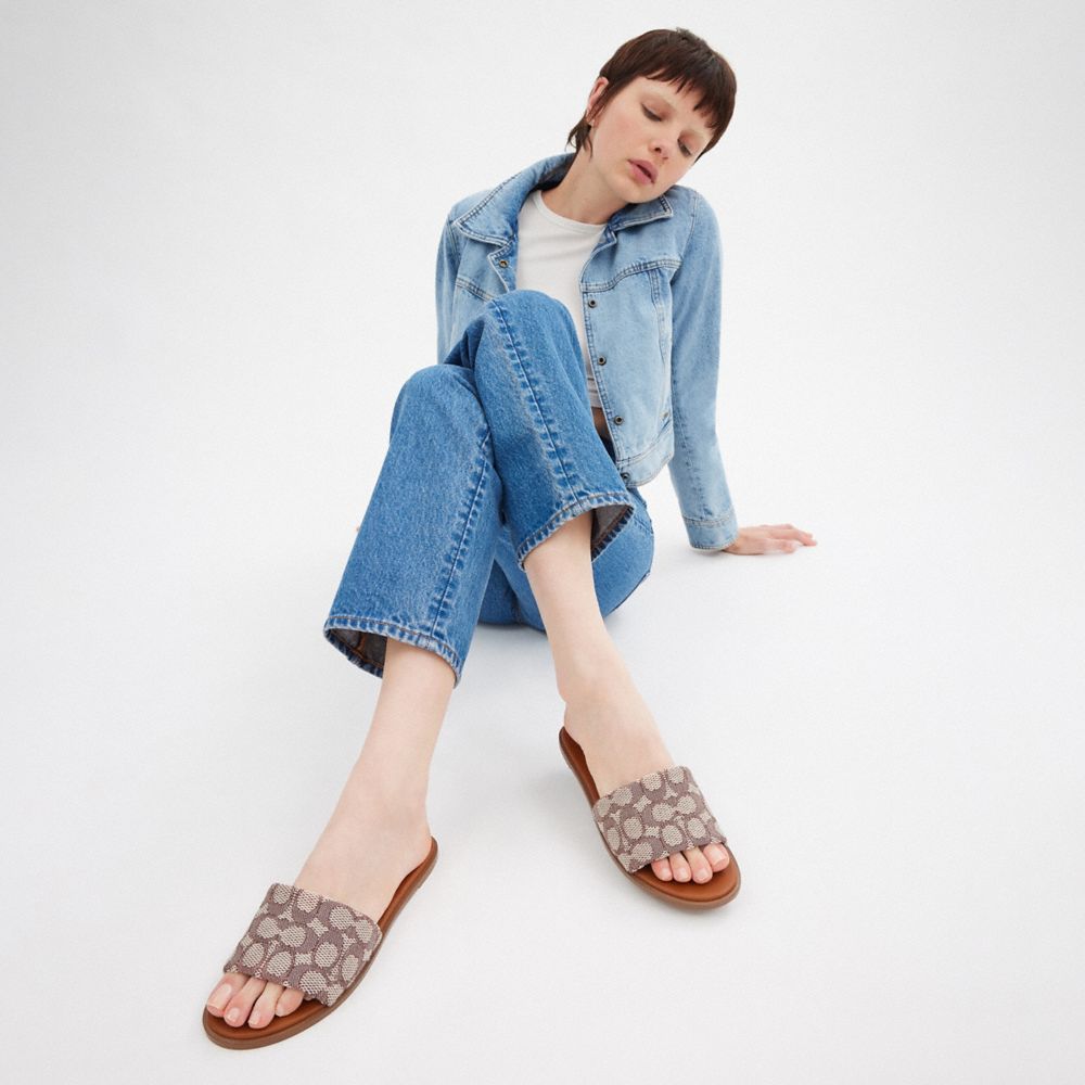 Holly Sandal In Signature Textile Jacquard | CCM03 URC | Coach
