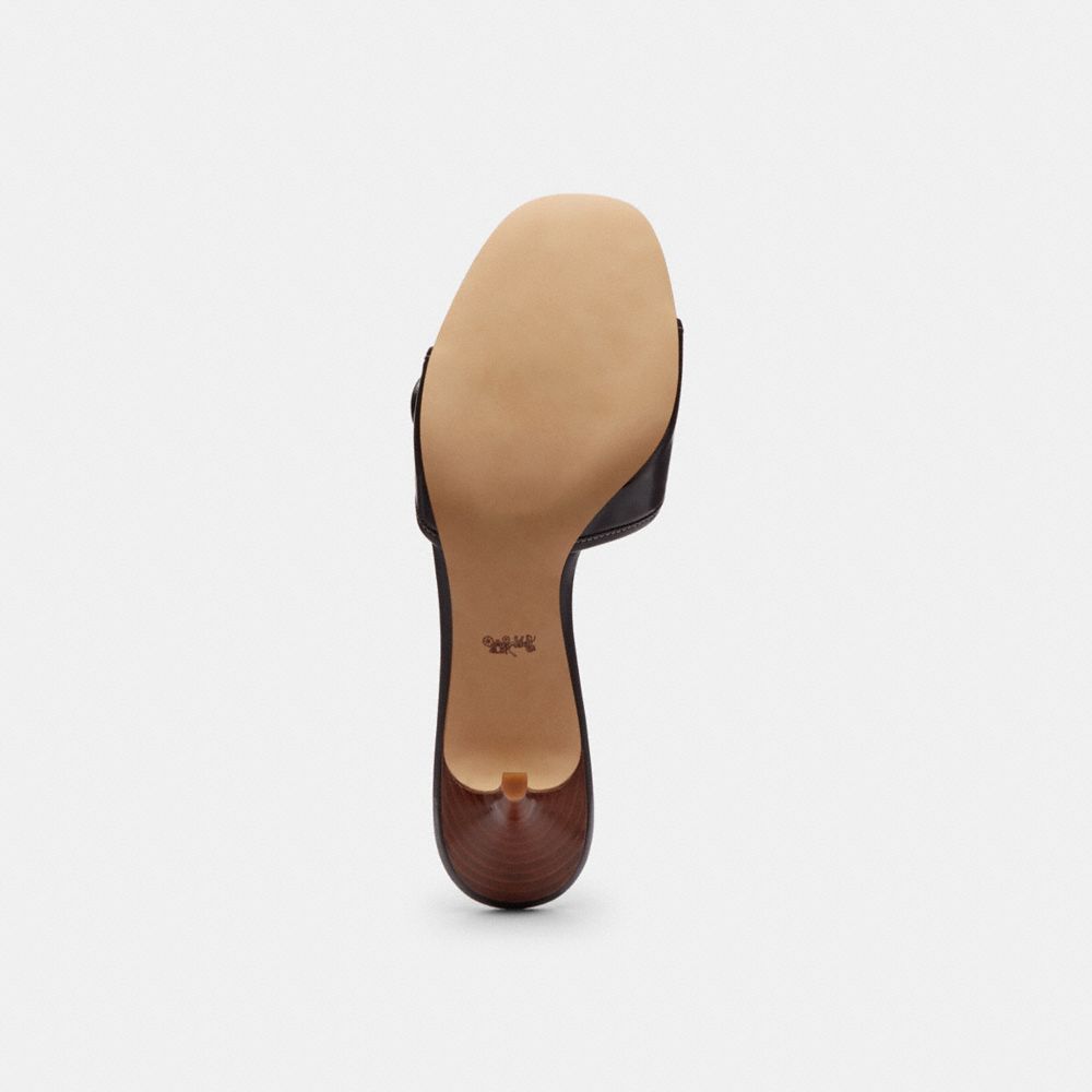 MARGOT SANDAL
