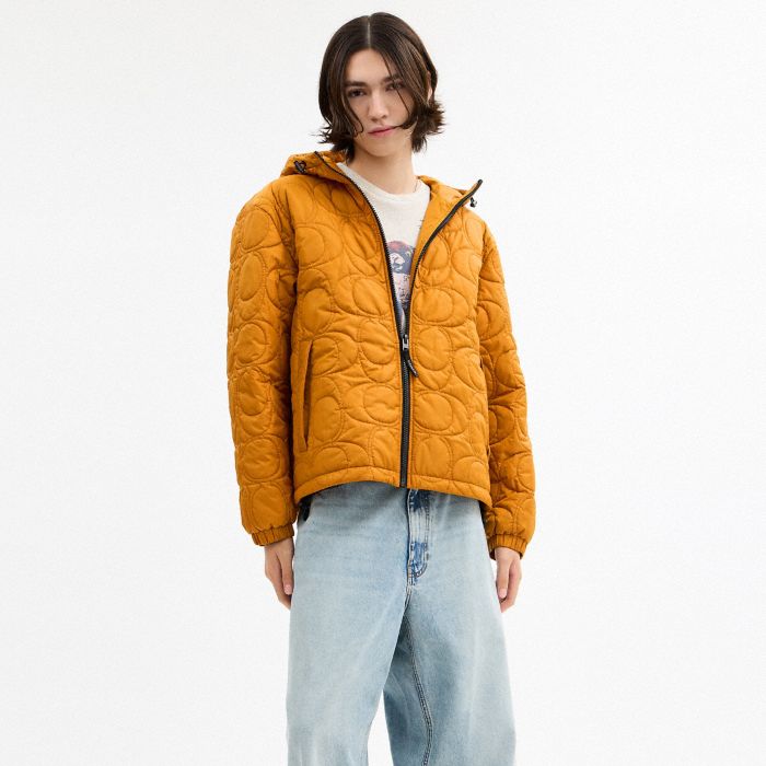 QUILTED SIGNATURE PUFFER JACKET IN RECYCLED POLYESTER