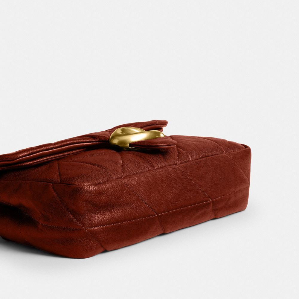 TABBY 絎縫 26 單肩手袋