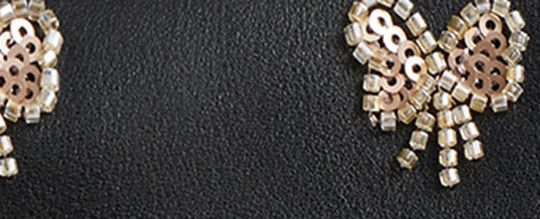 TABBY SHOULDER BAG 26 WITH DAINTY BOW EMBELLISHMENT