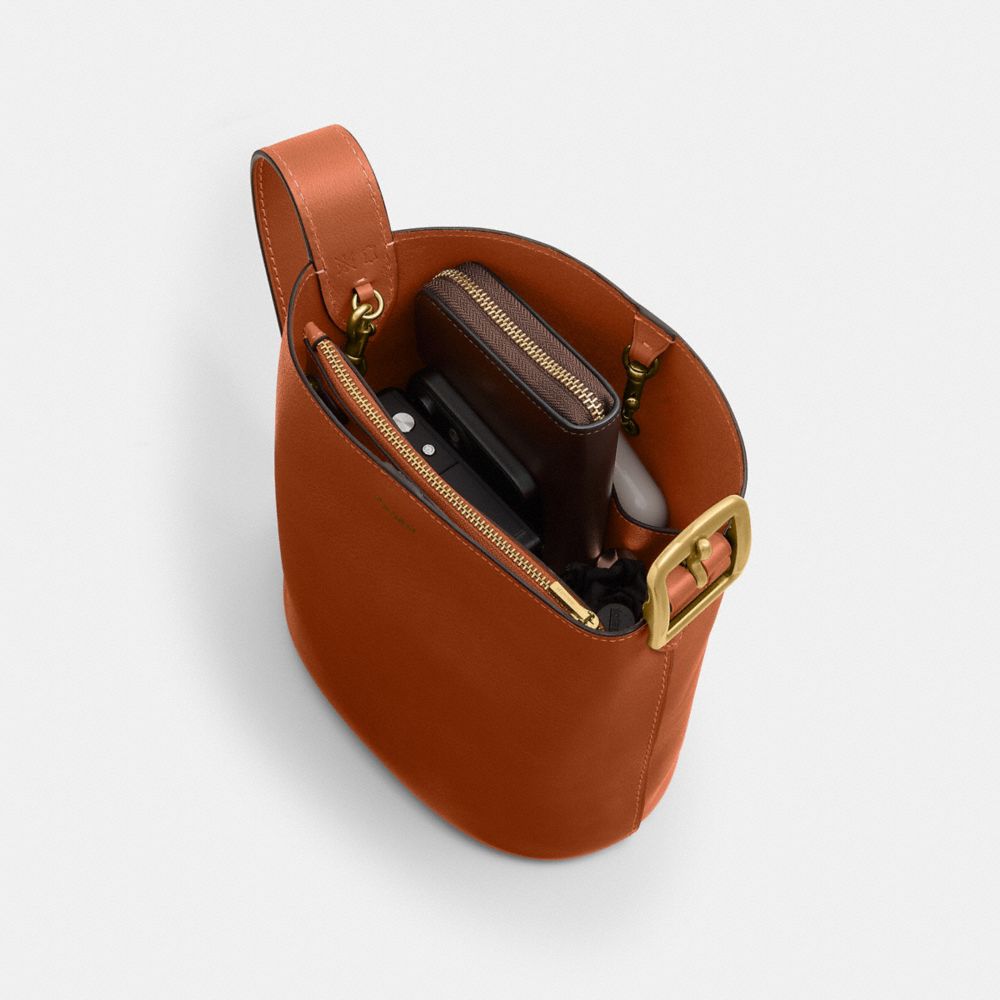 BLEECKER 21 水桶包