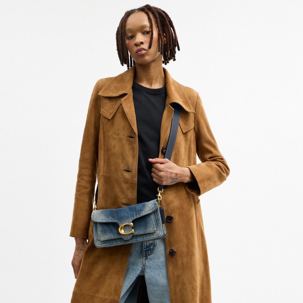 하드웨어: 브라스 / 바디 메인컬러: 다크인디고,