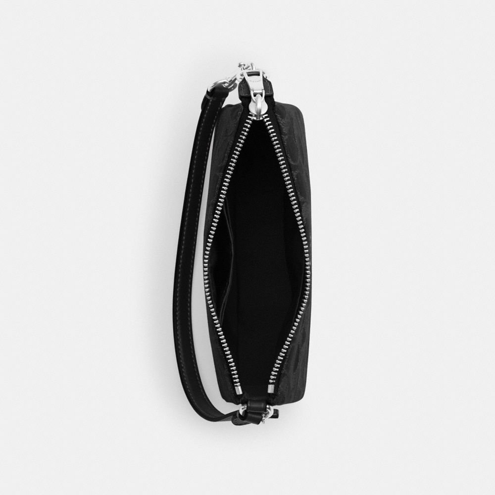 NOLITA 19 IN SIGNATURE DENIM