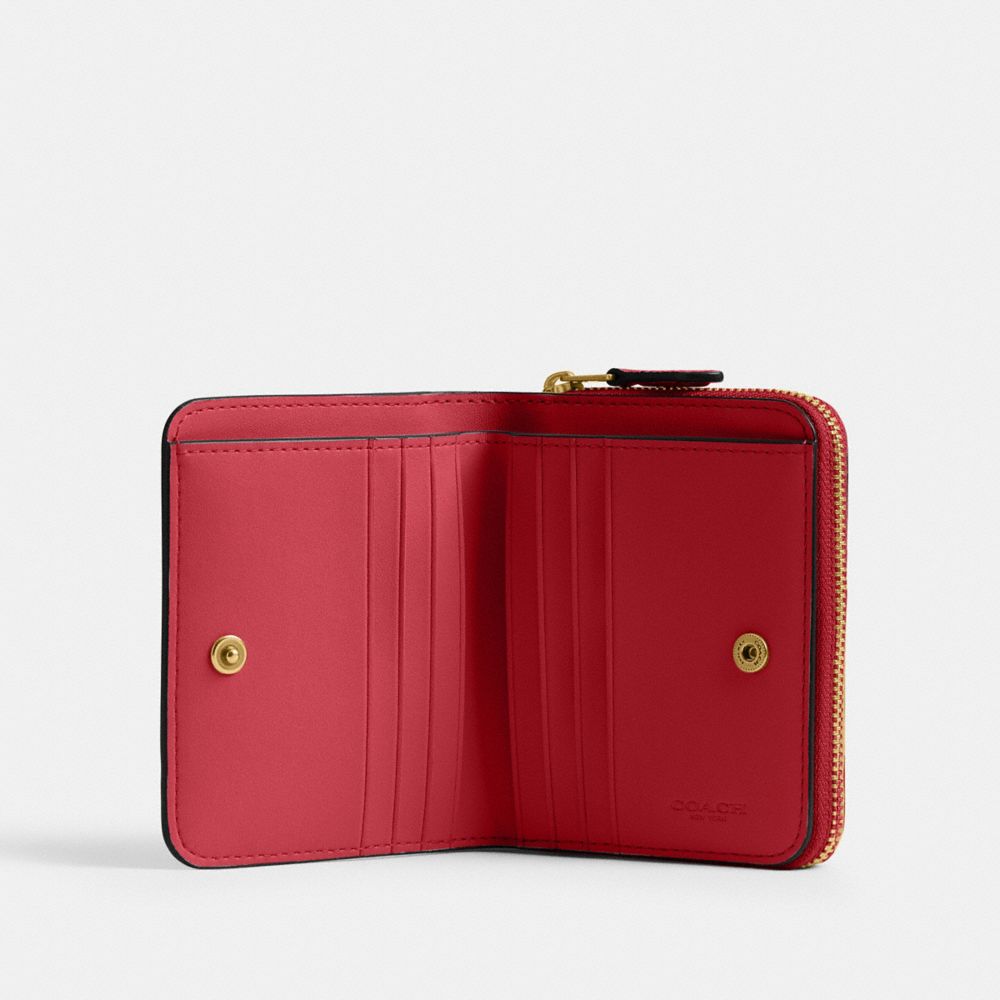 ESSENTIAL BILLFOLD WALLET