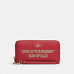 COACH CD970 Disney X Coach Long Zip Around Wallet With Signature Canvas Interior And Who Is The Fairest One Of All Motif IM/RED APPLE MULTI/KHAKI