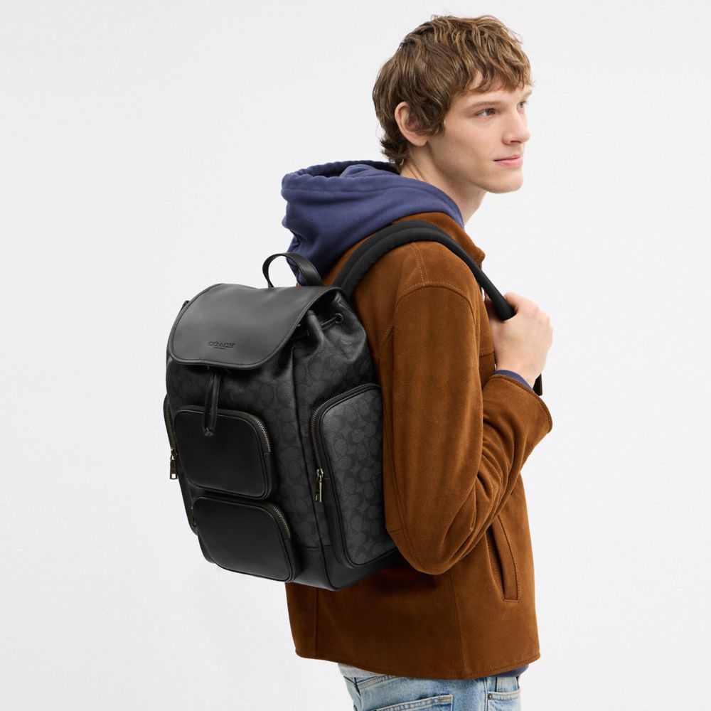 FINN BACKPACK IN SIGNATURE CANVAS